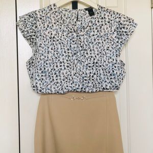 Layered cap sleeve blouse.Perfect for Spring💙🤍🖤